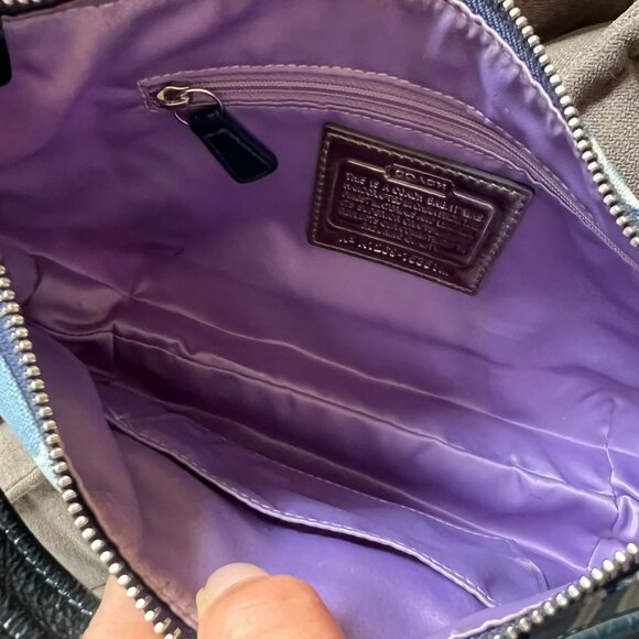 COACH POPPY DENIM PATCHWORK CANVAS SHOULDER BAG - Picture 9 of 10